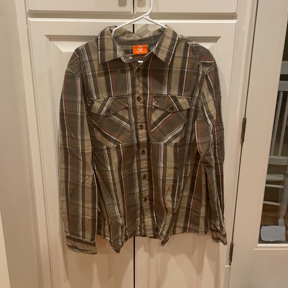 Merrell long sleeve button down large